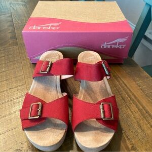 Dansko Selma Nubuck Red Suede Sandals size 9.5 (40)